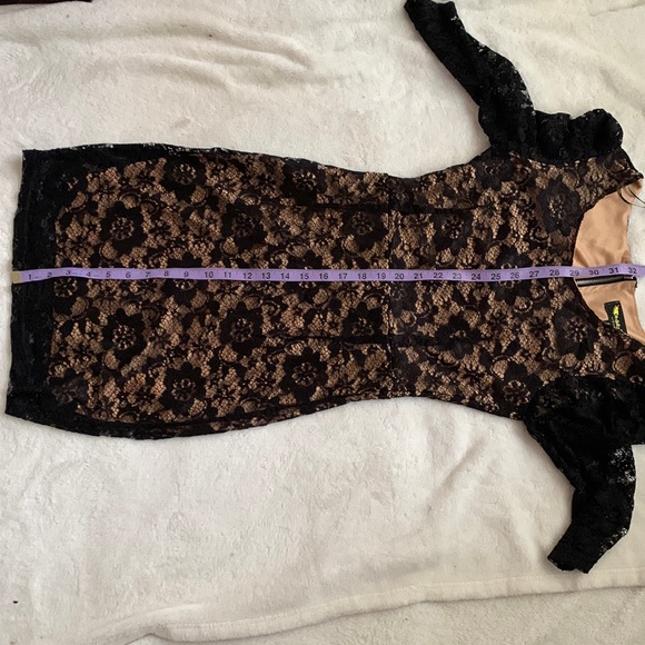 Lace mini dress with tan underlay - Picture 6 of 6